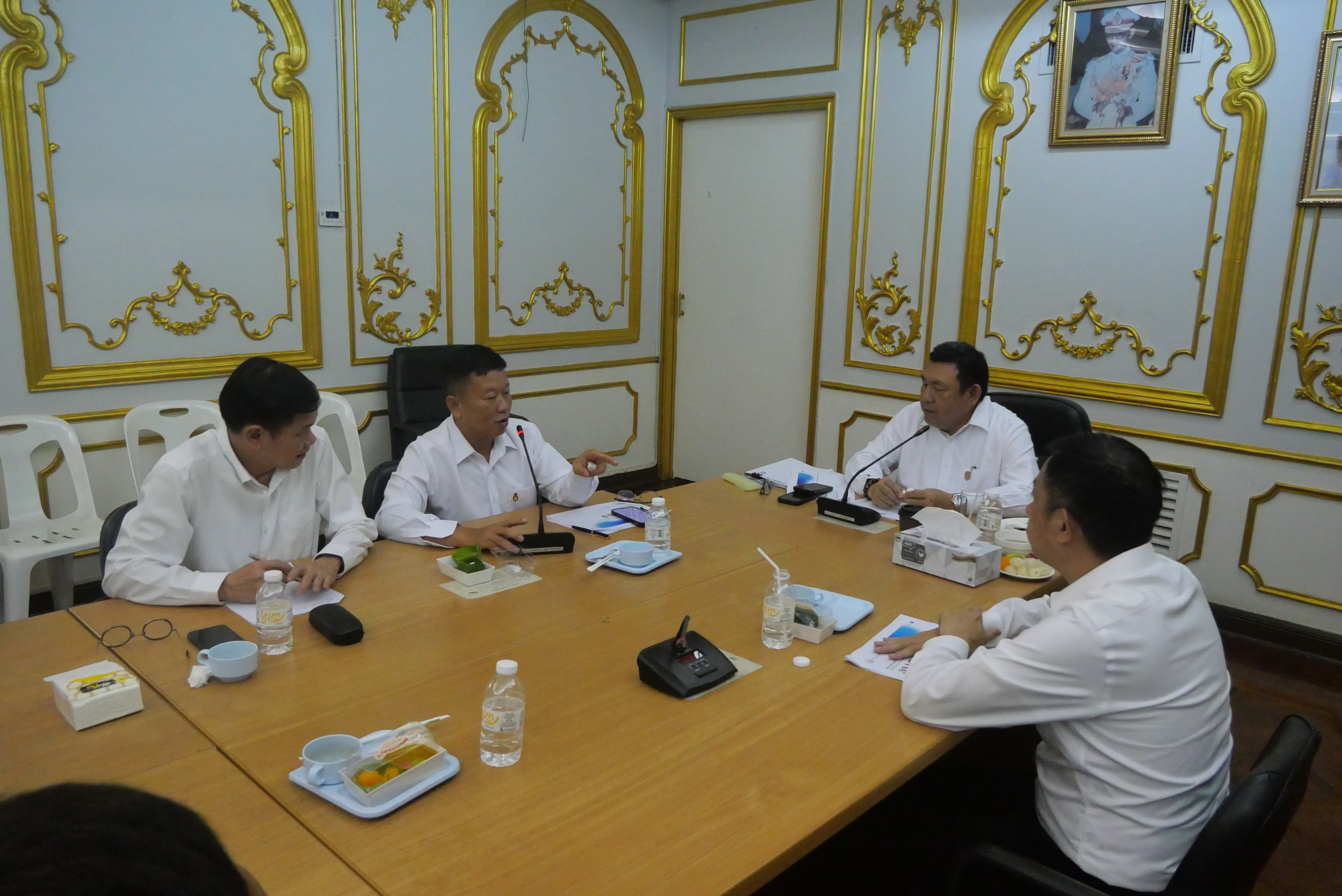 title - ส.ป.ก. ประชุม Morning Talk คณะผู้บริหาร